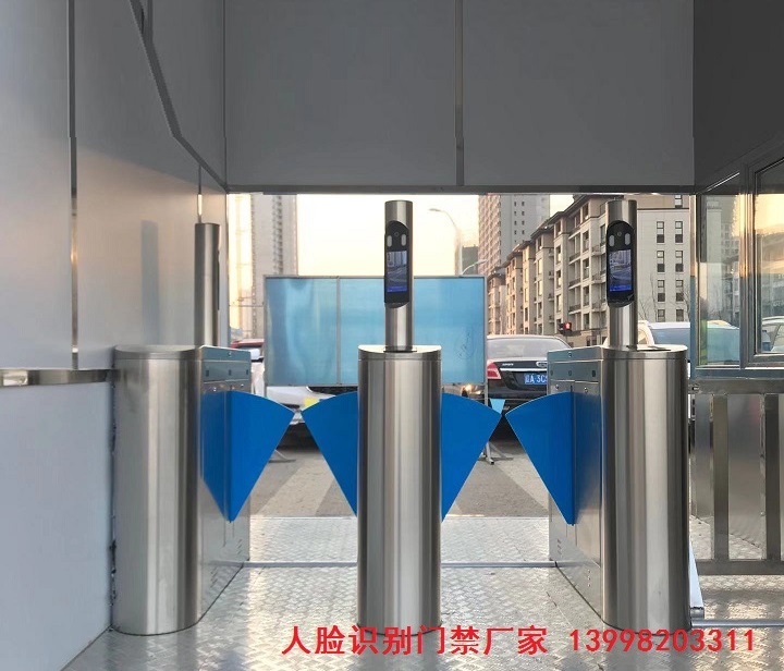 沈陽建筑工地識別通道閘機(jī)門禁系統(tǒng)安裝圖片